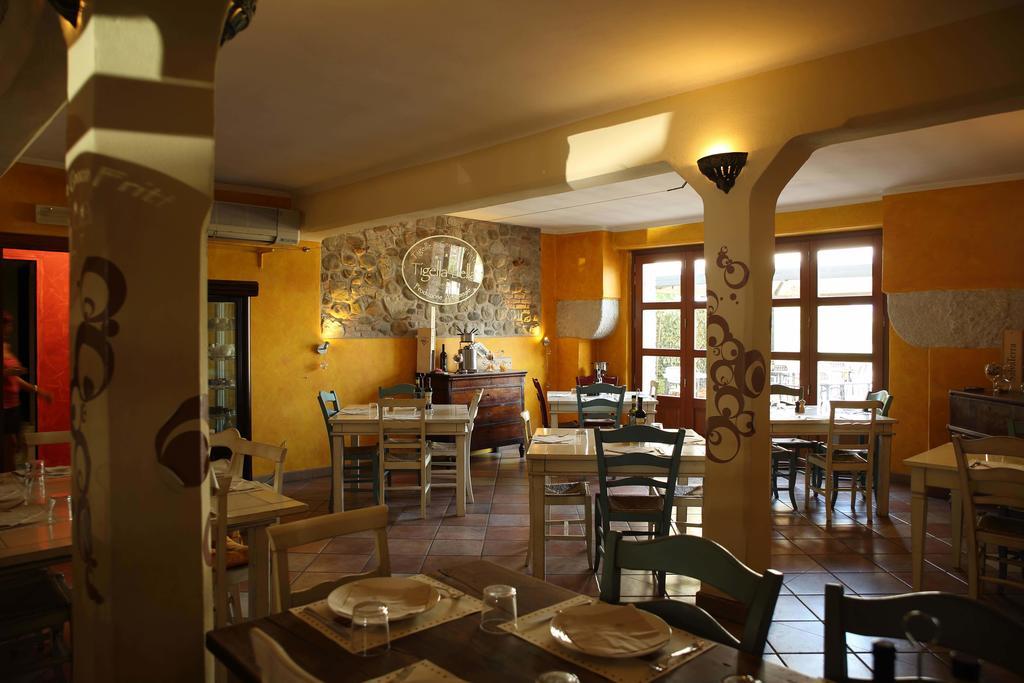 Agriturismo Corte Pellegrini *